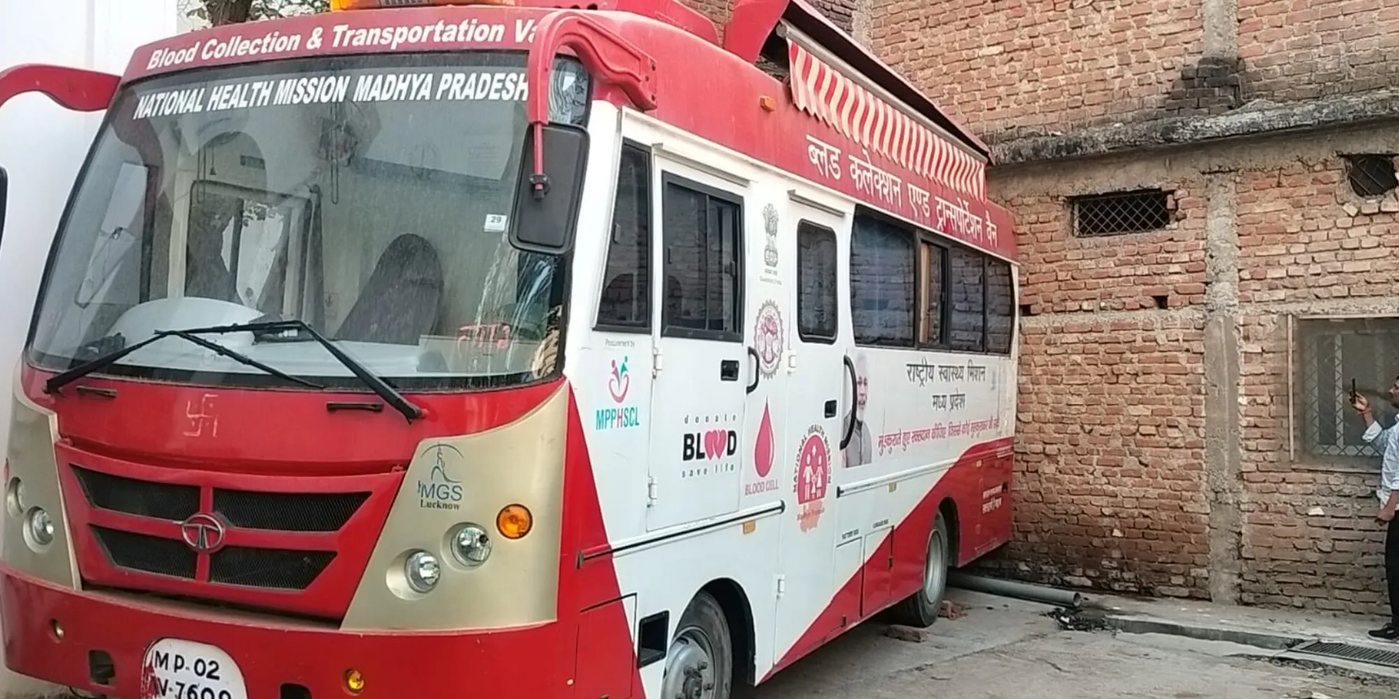 hospital bus hospital bus