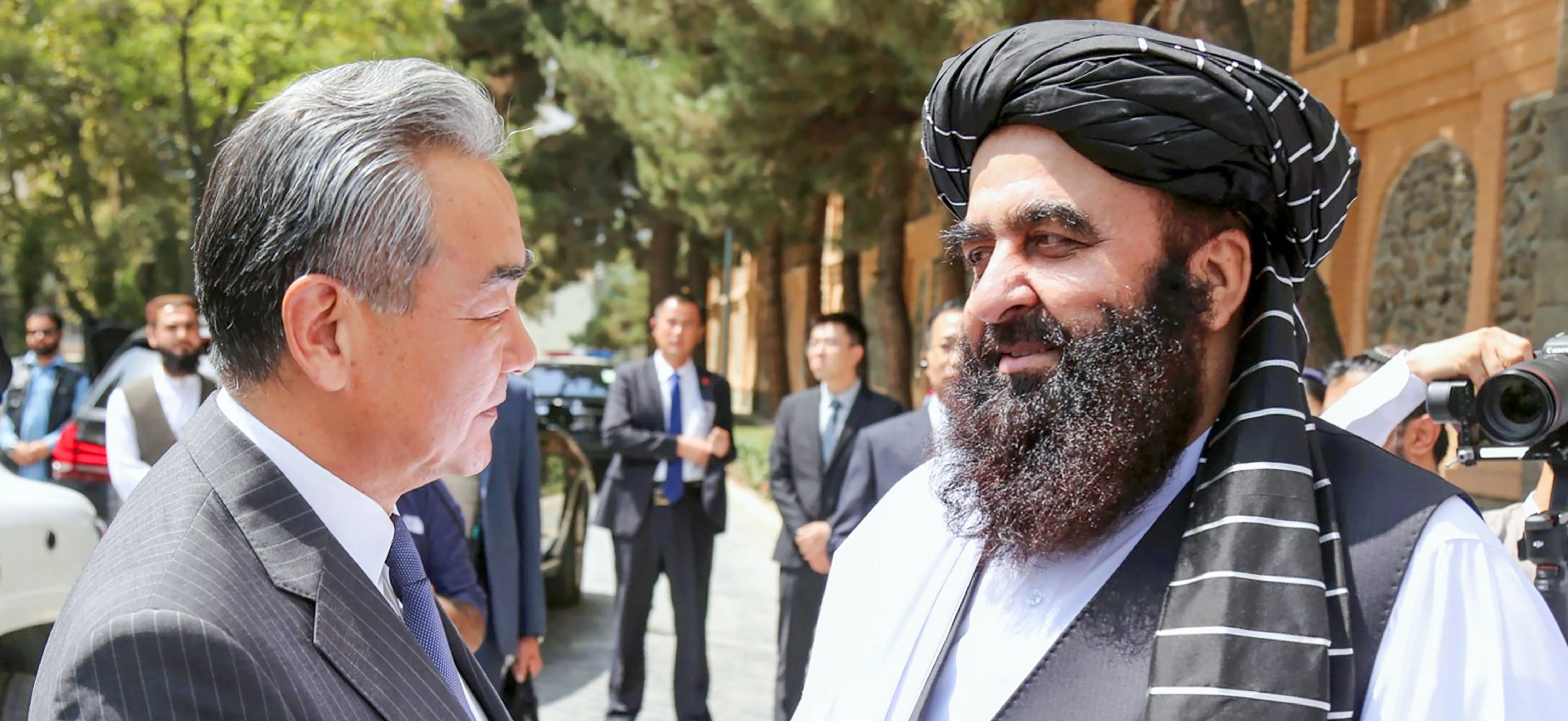 Afghan, Chinese Foreign Ministers Discuss Bilateral Cooperation