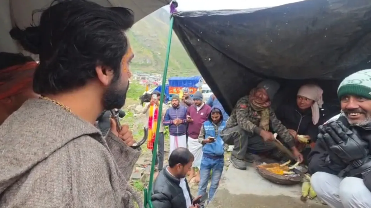 bageshwarsarkaarbuyingcorn