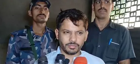 ममता बनर्जी पर भाजपा नेताओं का निशाना, कहा-'जनता ने टीएमसी को उखाड़कर फेंक दिया' ममता बनर्जी पर भाजपा नेताओं का निशाना, कहा-'जनता ने टीएमसी को उखाड़कर फेंक दिया'
