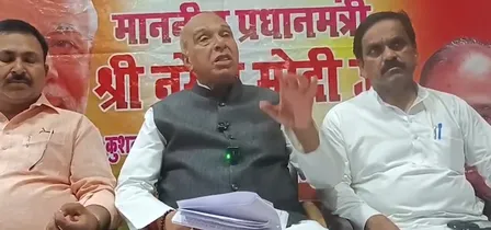 पीएम मोदी का कार्यकाल विकास, विश्वास और जनकल्याण को समर्पित : जगदंबिका पाल पीएम मोदी का कार्यकाल विकास, विश्वास और जनकल्याण को समर्पित : जगदंबिका पाल