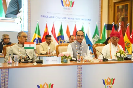 ‘ब्रिक्स इंदौर डिक्लेरेशन’ है वैश्विक कृषि सहयोग का नया घोषणा पत्र: शिवराज सिंह चौहान ‘ब्रिक्स इंदौर डिक्लेरेशन’ है वैश्विक कृषि सहयोग का नया घोषणा पत्र: शिवराज सिंह चौहान