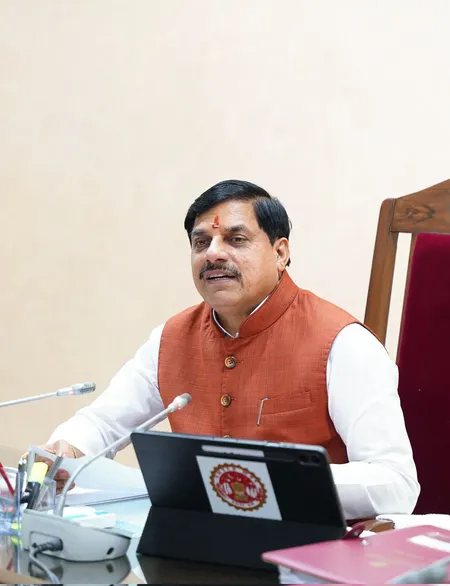 सीएम मोहन यादव की अध्यक्षता में हुई कैबिनेट बैठक, इंदौर मेट्रो के लिए अतिरिक्त राशि को मंजूरी सीएम मोहन यादव की अध्यक्षता में हुई कैबिनेट बैठक, इंदौर मेट्रो के लिए अतिरिक्त राशि को मंजूरी