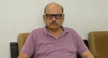 तारिक अनवर ने नीट पेपर लीक पर सरकार की कार्रवाई को दिखावा बताया, आरएसएस पर उठाए सवाल तारिक अनवर ने नीट पेपर लीक पर सरकार की कार्रवाई को दिखावा बताया, आरएसएस पर उठाए सवाल