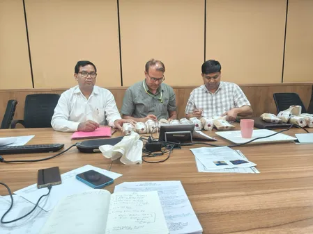गौतमबुद्ध नगर: खाद्य सुरक्षा विभाग का बड़ा अभियान, दूध और डेयरी उत्पादों के 7 नमूने जांच के लिए भेजे गए गौतमबुद्ध नगर: खाद्य सुरक्षा विभाग का बड़ा अभियान, दूध और डेयरी उत्पादों के 7 नमूने जांच के लिए भेजे गए