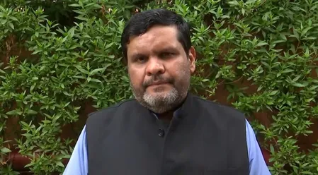गौरव वल्लभ ने संजय राउत को मनोरोग विशेषज्ञ से मिलने की सलाह दी, राहुल-खड़गे पर भी साधा निशाना गौरव वल्लभ ने संजय राउत को मनोरोग विशेषज्ञ से मिलने की सलाह दी, राहुल-खड़गे पर भी साधा निशाना