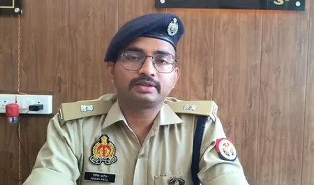 गोरखपुर : हैवानियत की सारी हदें पार, नौ महीने की मासूम के साथ मामा ने की दरिंदगी गोरखपुर : हैवानियत की सारी हदें पार, नौ महीने की मासूम के साथ मामा ने की दरिंदगी