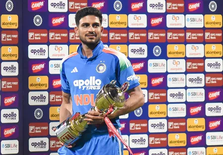 अफगानिस्तान के खिलाफ वनडे सीरीज जीतने के बाद शुभमन गिल की नजर इंग्लैंड दौरे पर अफगानिस्तान के खिलाफ वनडे सीरीज जीतने के बाद शुभमन गिल की नजर इंग्लैंड दौरे पर