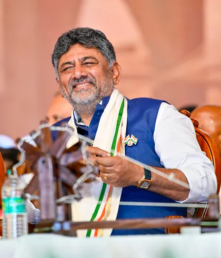 कर्नाटक: शिवकुमार ने बिदादी परियोजना बहस पर कुमारस्वामी की चुनौती स्वीकार की