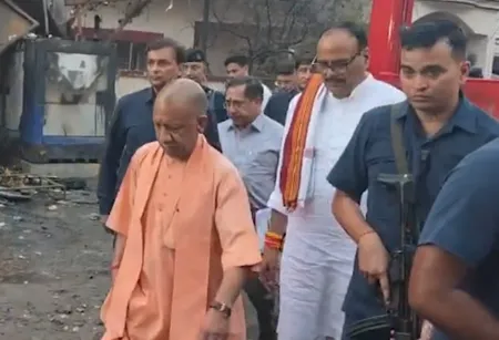 लखनऊ की दुर्भाग्यपूर्ण घटना प्रदेश के लिए बड़ा सबक, फायर सेफ्टी मानकों से कोई समझौता नहीं: सीएम योगी लखनऊ की दुर्भाग्यपूर्ण घटना प्रदेश के लिए बड़ा सबक, फायर सेफ्टी मानकों से कोई समझौता नहीं: सीएम योगी