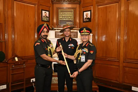 सेना प्रमुख बने जम्मू-कश्मीर राइफल्स व लद्दाख स्काउट्स के ‘कर्नल ऑफ द रेजिमेंट’ सेना प्रमुख बने जम्मू-कश्मीर राइफल्स व लद्दाख स्काउट्स के ‘कर्नल ऑफ द रेजिमेंट’