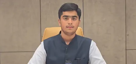 री-इवैल्यूएशन के बाद बदली किस्मत, अहमदाबाद का छात्र बना सीबीएसई 12वीं टॉपर री-इवैल्यूएशन के बाद बदली किस्मत, अहमदाबाद का छात्र बना सीबीएसई 12वीं टॉपर