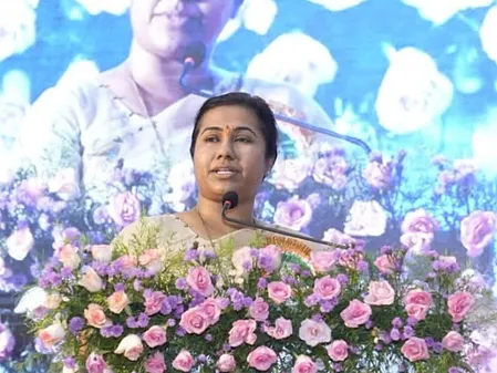 बेबुनियाद अफवाहें न फैलाएं, स्मार्ट मीटर कानूनी रूप से अनिवार्य हैं : मेघना साकोरे बोर्डीकर बेबुनियाद अफवाहें न फैलाएं, स्मार्ट मीटर कानूनी रूप से अनिवार्य हैं : मेघना साकोरे बोर्डीकर