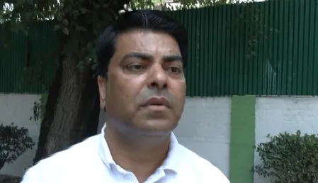भारत-पाकिस्तान दोनों देशों को संवाद का रास्ता अपनाना चाहिए: सैयद तजामुल भारत-पाकिस्तान दोनों देशों को संवाद का रास्ता अपनाना चाहिए: सैयद तजामुल