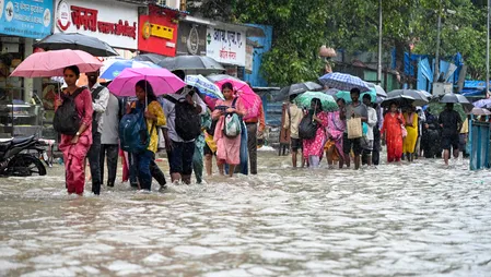 महाराष्ट्र के कई इलाकों में भारी बारिश, 'ऑरेंज अलर्ट' के बीच पालघर में 6 जुलाई को बंद रहेंगे स्कूल