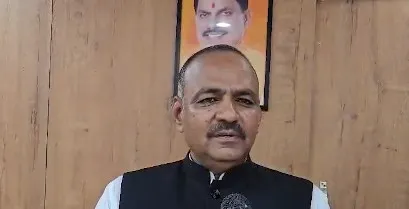 वक्फ संपत्तियों से माफियाओं का कब्जा हटेगा, आय गरीब मुस्लिमों पर होगी खर्च : सांवर पटेल वक्फ संपत्तियों से माफियाओं का कब्जा हटेगा, आय गरीब मुस्लिमों पर होगी खर्च : सांवर पटेल
