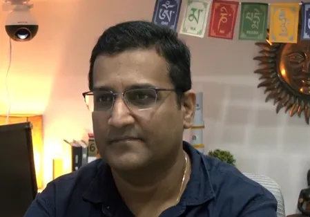 तीन मौसम प्रणालियों के एक साथ सक्रिय होने से महाराष्ट्र में हुई रिकॉर्ड बारिश : मौसम विशेषज्ञ अंकुर पुराणिक तीन मौसम प्रणालियों के एक साथ सक्रिय होने से महाराष्ट्र में हुई रिकॉर्ड बारिश : मौसम विशेषज्ञ अंकुर पुराणिक
