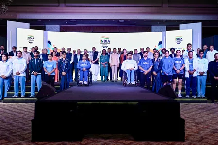 सीडब्ल्यूजी 2026: भारतीय दल को शानदार विदाई, ग्लासगो के लिए ऑफिशियल किट का अनावरण