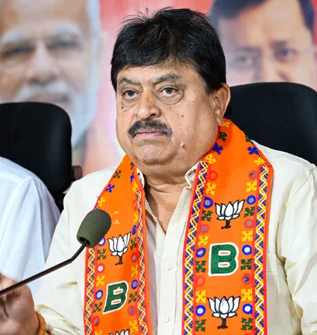तेलंगाना भाजपा ने फीस वापसी के मुद्दे पर मुख्यमंत्री रेवंत रेड्डी के इस्तीफे की मांग की