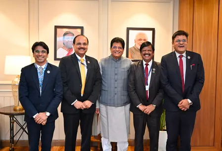 भारत के व्यापार और निवेश लक्ष्यों को आगे बढ़ाने में आईसीएआई निभा सकता है अहम भूमिका: पीयूष गोयल भारत के व्यापार और निवेश लक्ष्यों को आगे बढ़ाने में आईसीएआई निभा सकता है अहम भूमिका: पीयूष गोयल