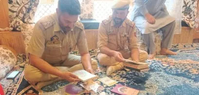 बारामूला में यूएपीए मामले में जांच के तहत छापेमारी, पुलिस ने डिजिटल उपकरण किए सीज