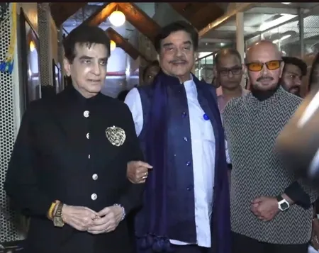 हेमा मालिनी के 60 साल के फिल्मी सफर के जश्न में साथ नजर आए जितेंद्र, शत्रुघ्न सिन्हा और राकेश रोशन
