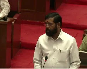 'सिद्धिविनायक मंदिर में हुई लूट पर आप चुप क्यों रहे?': एकनाथ शिंदे ने उद्धव ठाकरे पर साधा निशाना
