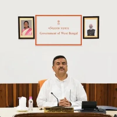 सीएम सुवेंदु अधिकारी ने बंगाल में नए उद्योग लगाने के लिए सीधी जमीन खरीद नीति की घोषणा की