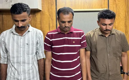 भरूच में एसीबी की कार्रवाई: मोबाइल लौटाने के बदले 1 लाख रुपए रिश्वत लेते तीन पुलिसकर्मी गिरफ्तार