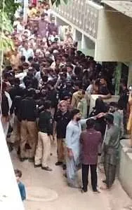 'पाकिस्तान में ईशनिंदा के झूठे आरोप में फंसाए जा रहे ईसाई परिवार', मानवाधिकार संगठनों ने उठाई आवाज