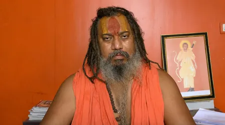 अयोध्या न्याय और मानवता की भूमि, निर्दोष पर आरोप बर्दाश्त नहीं : परमहंस आचार्य