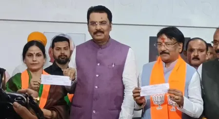 बिहार : बांकीपुर उपचुनाव से पहले जन सुराज को बड़ा झटका, कई नेताओं ने भाजपा का थामा दामन