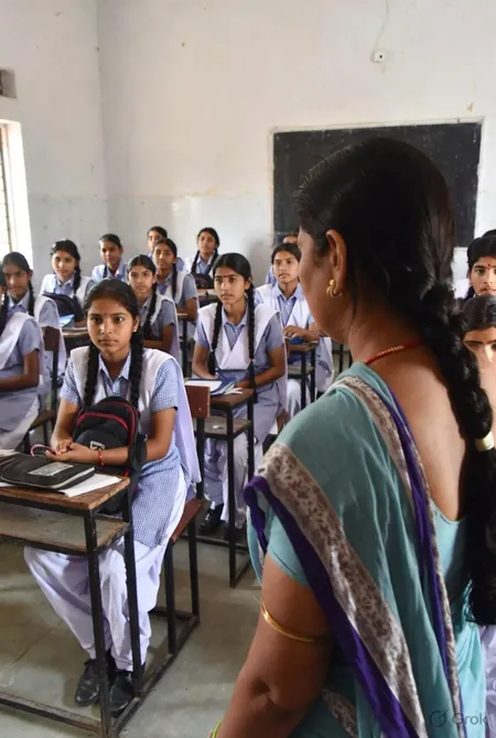 राजस्थान: शिक्षिका के पैसे गुम होने पर स्कूल में उतरवाए गए छात्राओं के कपड़े, शिक्षा विभाग ने की कार्रवाई