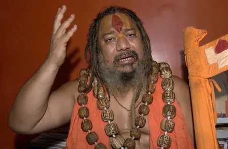 मौलाना जरजिस अंसारी के बयान पर संतों का पलटवार, कहा- सनातन संस्कृति पर टिप्पणी बर्दाश्त नहीं