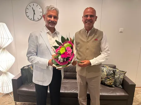 छह देशों के बाद जयशंकर ने ज्यूरिख में भारतीय राजदूत से की मुलाकात, द्विपक्षीय संबंधों पर हुई बातचीत
