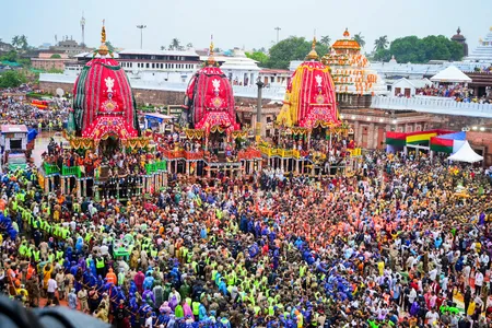 पुरी रथ यात्रा में श्रद्धालु की मौत पर सियासत, विपक्ष ने सरकार को घेरा