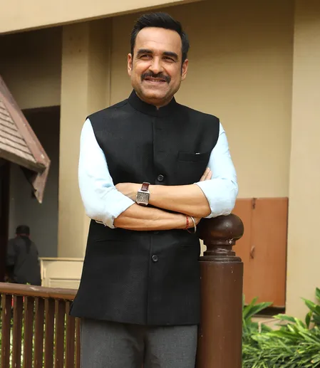 'मैं मिमिक्री करने में बहुत खराब हूं', पंकज त्रिपाठी ने बताया अटल बिहारी वाजपेयी का किरदार निभाना क्यों था चुनौतीपूर्ण 'मैं मिमिक्री करने में बहुत खराब हूं', पंकज त्रिपाठी ने बताया अटल बिहारी वाजपेयी का किरदार निभाना क्यों था चुनौतीपूर्ण