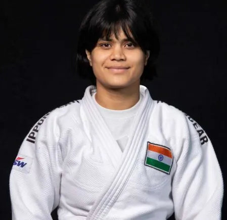 कॉमनवेल्थ गेम्स 2026: यामिनी ने जूडो में जीता रजत पदक कॉमनवेल्थ गेम्स 2026: यामिनी ने जूडो में जीता रजत पदक