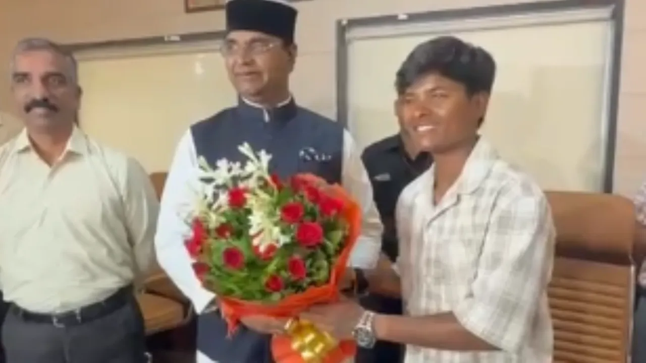 Minister Vishwas at TT Nagar Stadium