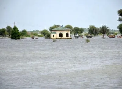 पाकिस्तान के स्वाबी में मूसलाधार बारिश: मकान की छत गिरने से दो की मौत