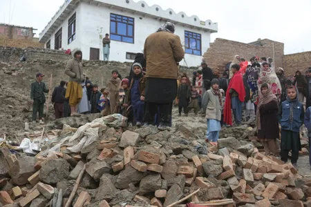 अफगानिस्तान में आए भूकंप में अब तक 15 लोग घायल, पूर्वी नंगरहार प्रांत में 4.9 तीव्रता से हिली धरती