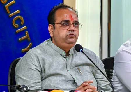 स्वाइन फ्लू और मौसमी बीमारियों को लेकर दिल्ली के स्वास्थ्य मंत्री पंकज सिंह ने बुलाई अहम बैठक