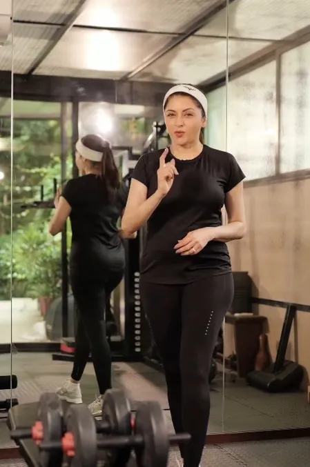 भाग्यश्री ने महिलाओं को दिया खास मैसेज, बताया- एक एक्सरसाइज के कई सारे फायदे