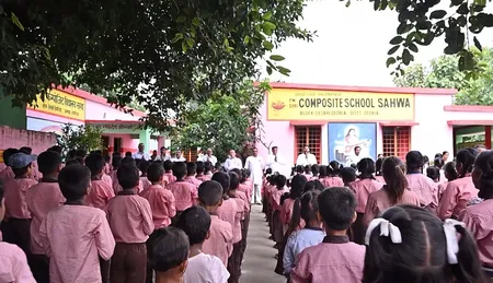 योगी सरकार में बदली बेसिक शिक्षा की तस्वीर, देवरिया के सहवा का पीएमश्री कंपोजिट विद्यालय बना प्रदेश का मॉडल स्कूल