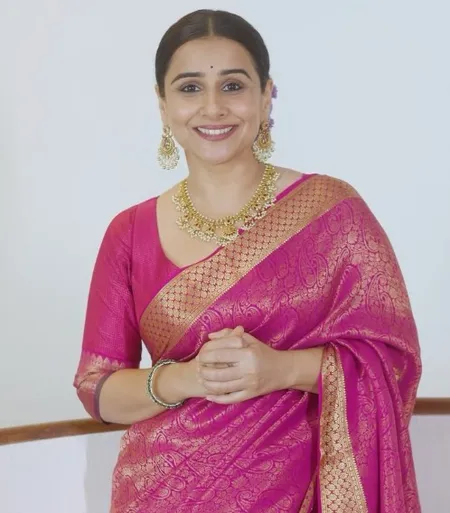 नेशनल हैंडलूम डे पर विद्या बालन ने हथकरघा परंपरा को किया सलाम, कहा-'हर साड़ी कहती है अपनी अनोखी कहानी'