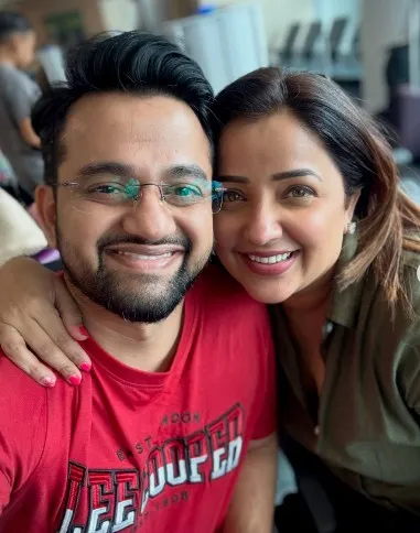 मुंबई से सैन जोस तक 40 घंटे का सफर! अपूर्वा ने शेयर की पहली अमेरिका ट्रिप की झलक