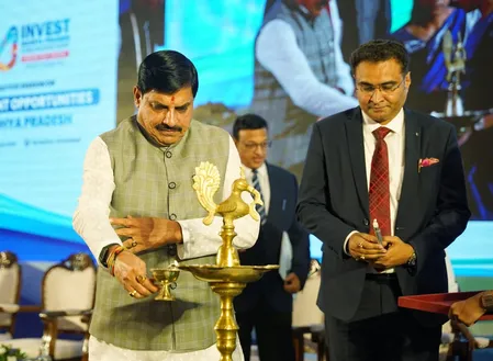 'अहमदाबाद निवेश संवाद' में मध्य प्रदेश को 8,635 करोड़ रुपए के निवेश प्रस्ताव, 5,785 रोजगार सृजन की संभावना