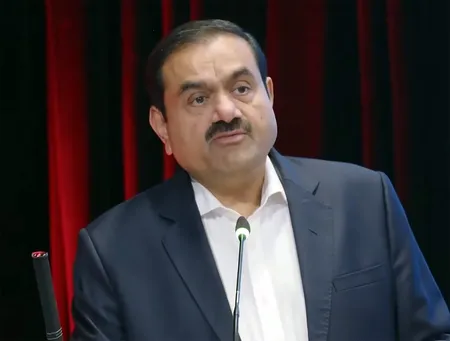 जीवन के निर्णायक क्षणों में अपने मूल्यों, विश्वासों और दृढ़ निश्चय के प्रति सच्चे बने रहना सबसे जरूरी: गौतम अदाणी जीवन के निर्णायक क्षणों में अपने मूल्यों, विश्वासों और दृढ़ निश्चय के प्रति सच्चे बने रहना सबसे जरूरी: गौतम अदाणी