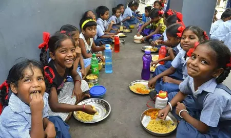 तमिलनाडु सरकार ने कक्षा 6 से 8 तक नाश्ता योजना के विस्तार के लिए मानक संचालन प्रक्रिया जारी की