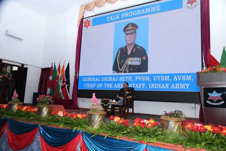 नेपाल के आर्मी कमांड एंड स्टाफ कॉलेज पहुंचे जनरल धीरज सेठ, अधिकारियों से किया संवाद